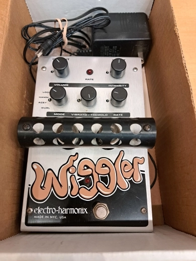 Electro-Harmonix Wiggler 5